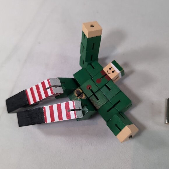 Elf Professor Puzzle Man Festive Challenge Brain Teaser Jigsaw Christmas Toy Woo - Picture 6 of 7